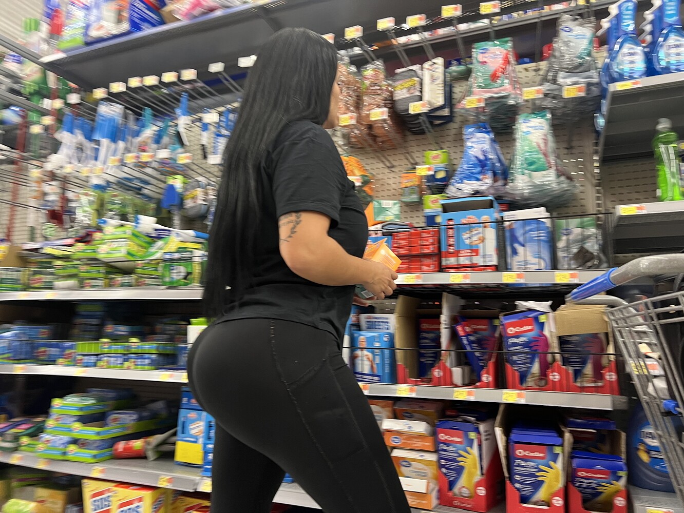 HUGE JUICY Latina BBL - Spandex, Leggings & Yoga Pants - Forum