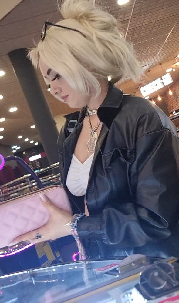 Cute braless emo - boobs - Forum