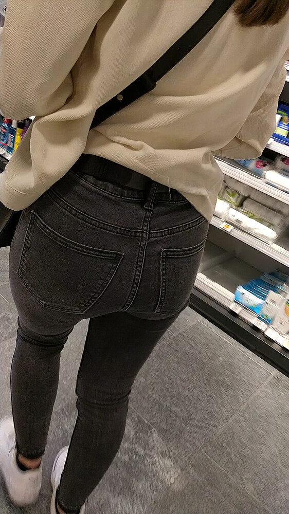 My Friend S Ass Part 4 Oc Content Reupload From My Previous Account Tight Jeans Forum