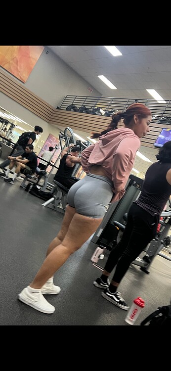 Thick latina gym baddies - Spandex, Leggings & Yoga Pants - Forum