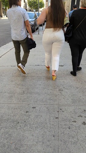 BigCuloWhite (9)