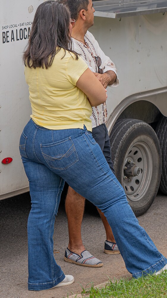 Butter Face Asian w a DUMPSTER Tight Jeans Forum