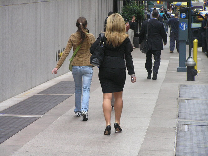 HighHeelsHunter2 - Exquisite Blonde in Form-Fitting Black Suit, Black Pumps