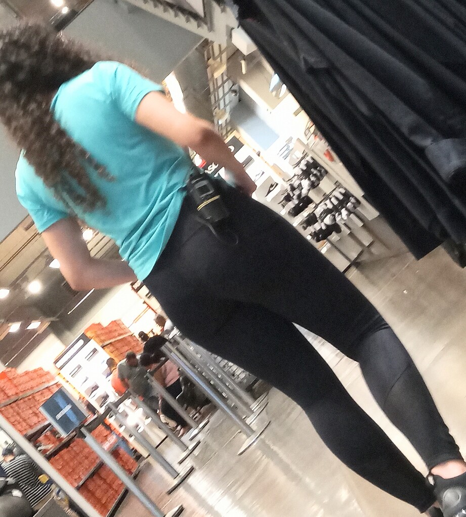 Nike store worker - Spandex, Leggings & Yoga Pants - Forum