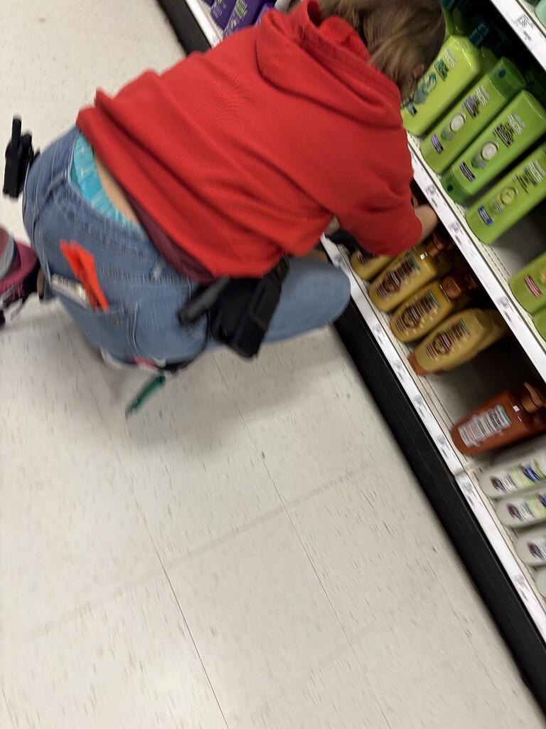 Whale tail on action at target 🤪 - Spandex, Leggings & Yoga Pants - Forum