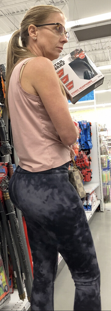 GILF With A Tremendous Bubble Butt Plus Extras Spandex Leggings gilf-with-a-tremendous-bubble-butt-plus-extras-spandex-leggings
