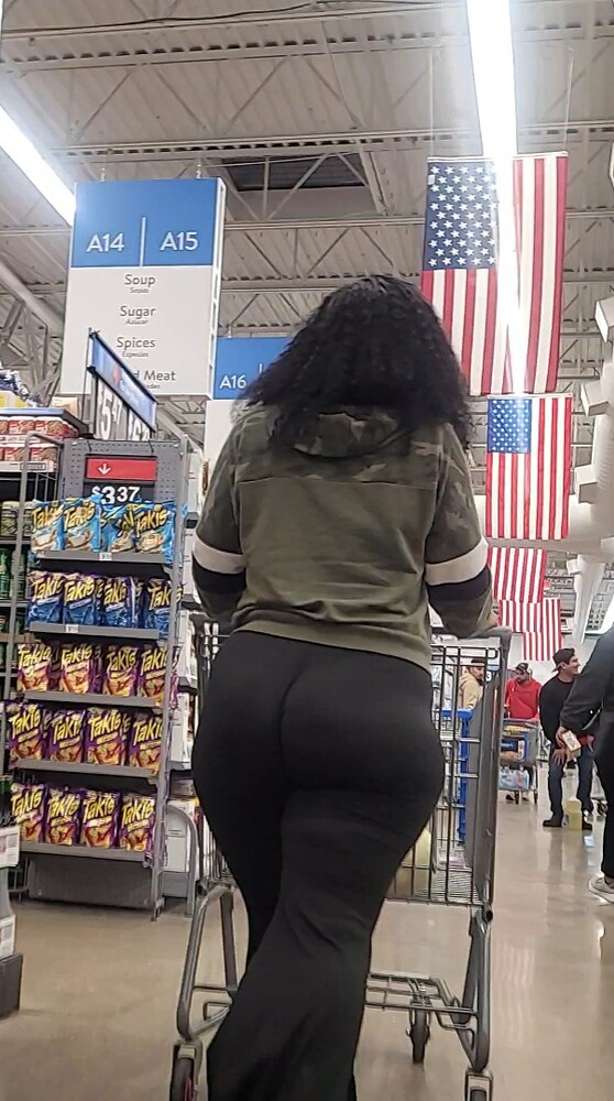 Big loose booty ebony with VTL - Spandex, Leggings & Yoga Pants - Forum