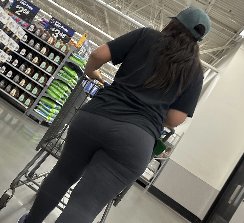 Yummy Slimthick Latina 😋👀😈 Spandex Leggings And Yoga Pants Forum