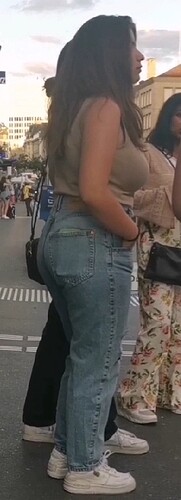 Screenshot_20220802_145531_zoom.pan.video.player.zoomandpanvideoplayer_edit_272510743744876