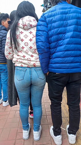 UyYmjNV3_o