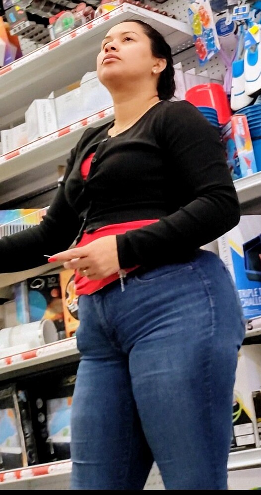 Thick Latina MILF, squatting, close-ups, face shots, OC - Tight Jeans ...