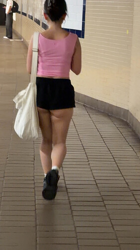 image_031CD65B-0B9D-42EB-924C-CA824306BD9B_1784856462.mov-32000