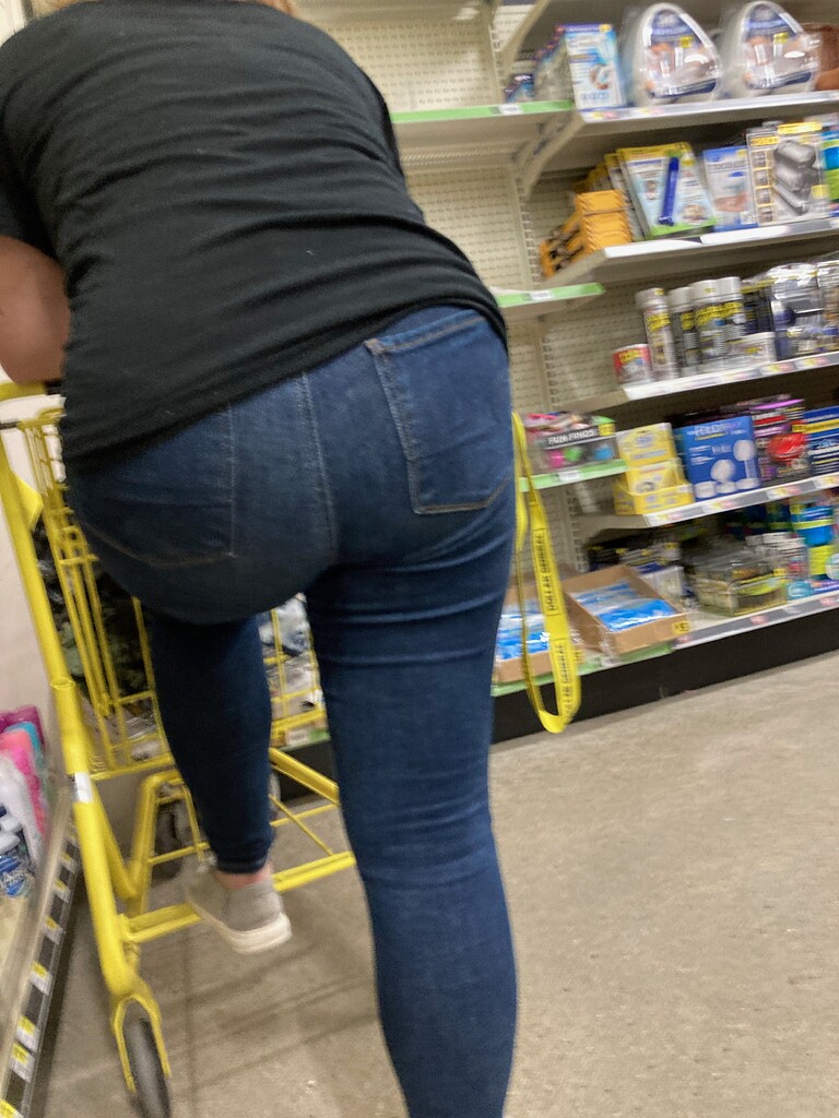 Brunette Dollar Store Worker Booty Bent Over Tight Jeans - Tight Jeans ...