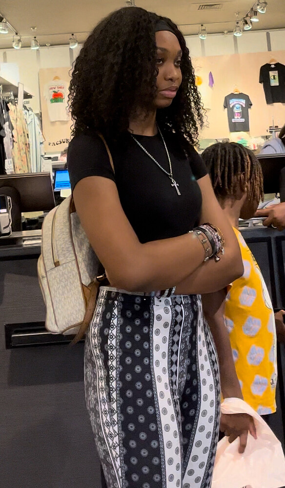 Ebony Dump (GIFs/Face/Ass) - boobs - Forum