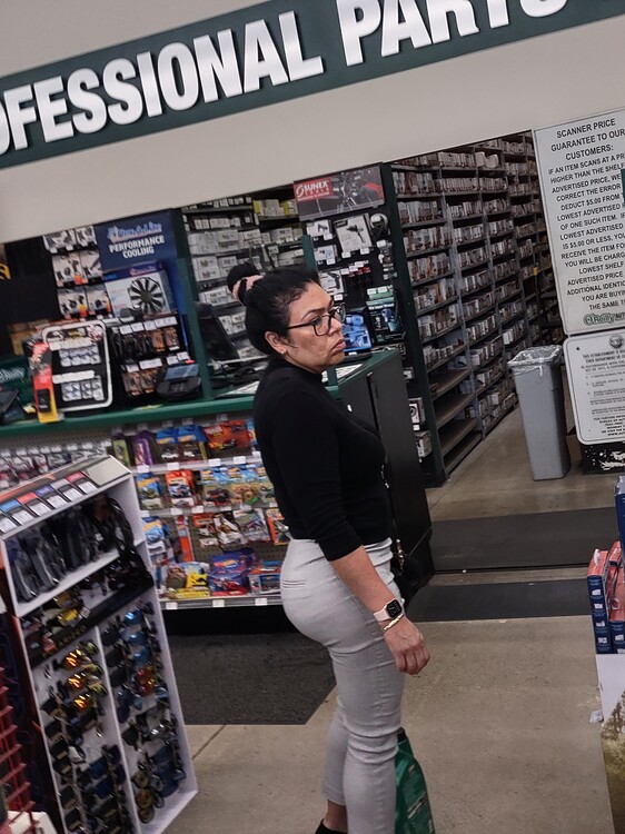 Phatt Ass Latina Milf Close Ups Side In Auto Store Not To Be Missed