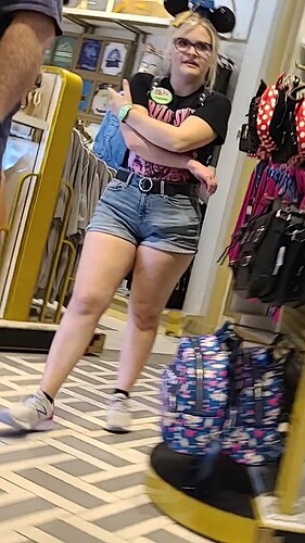 VideoCapture_20220523-235419