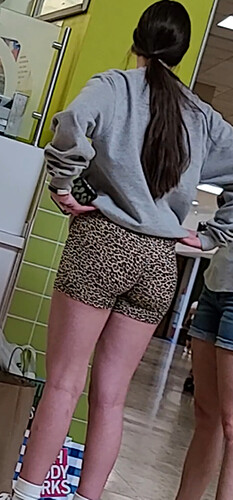 perfect teen ass in cheetah print  (40)