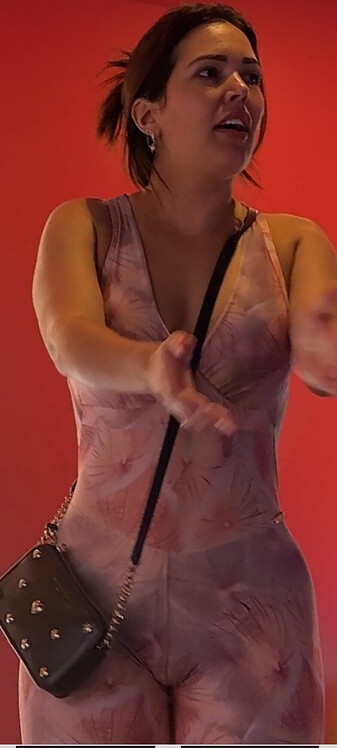 Mega post Latina MILF in bodysuit +gifs + video - latina - Forum