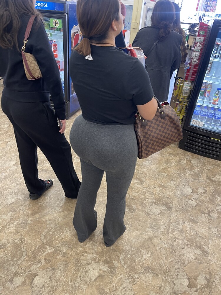 First ever post. BBL Latina Spandex, Leggings & Yoga Pants Forum