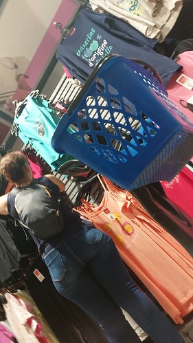 AWG25