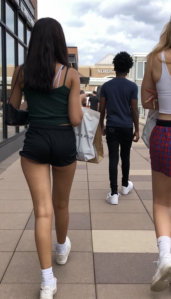 First Post One Of My Favorites Sexy College Girl Out Shopping In 