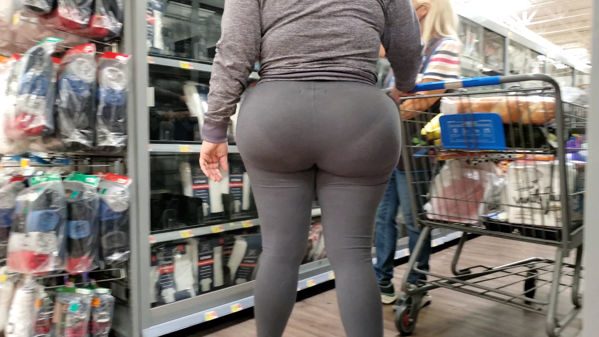 Fake Booty Mature Latina In SeeThru Leggings W/VPL - Spandex, Leggings &  Yoga Pants - Forum