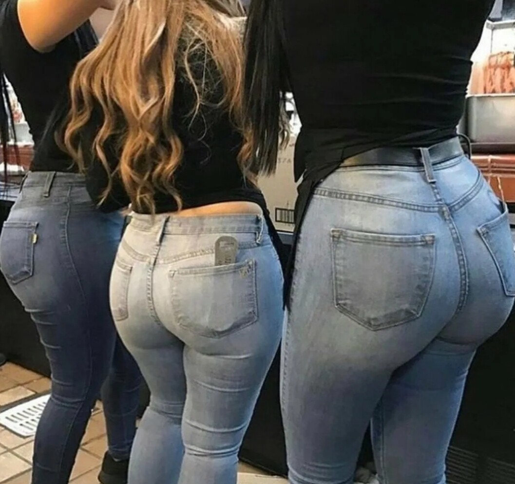 Bigass in jeans