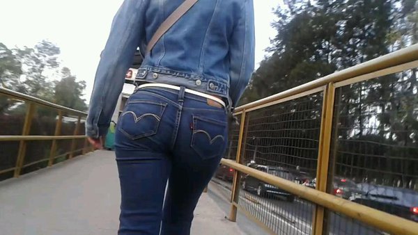 Tight Levis Jeans 118