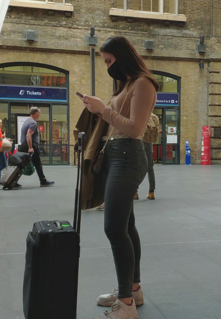 My Final Captures At The Train Station Tight Jeans Forum 