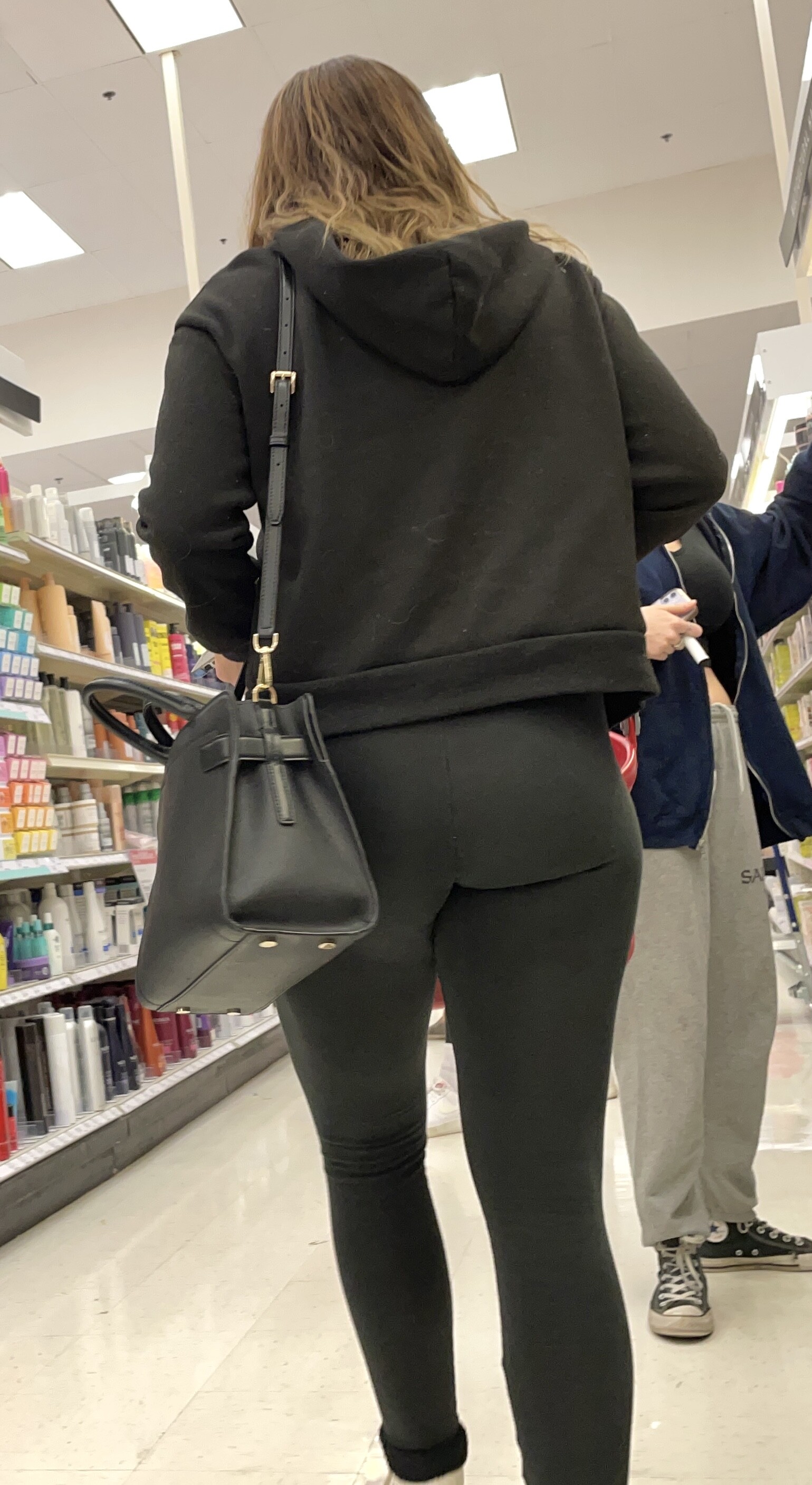 She has it all - Black leggings - Spandex, Leggings & Yoga Pants - Forum