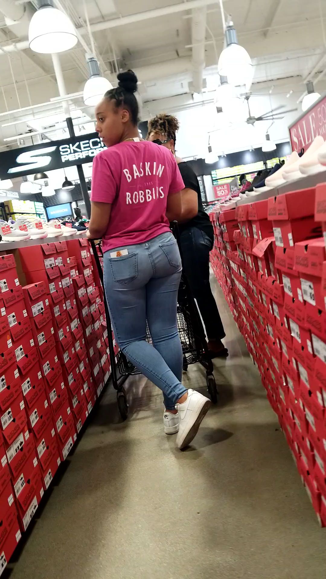 Ebony Ass In Jeans 