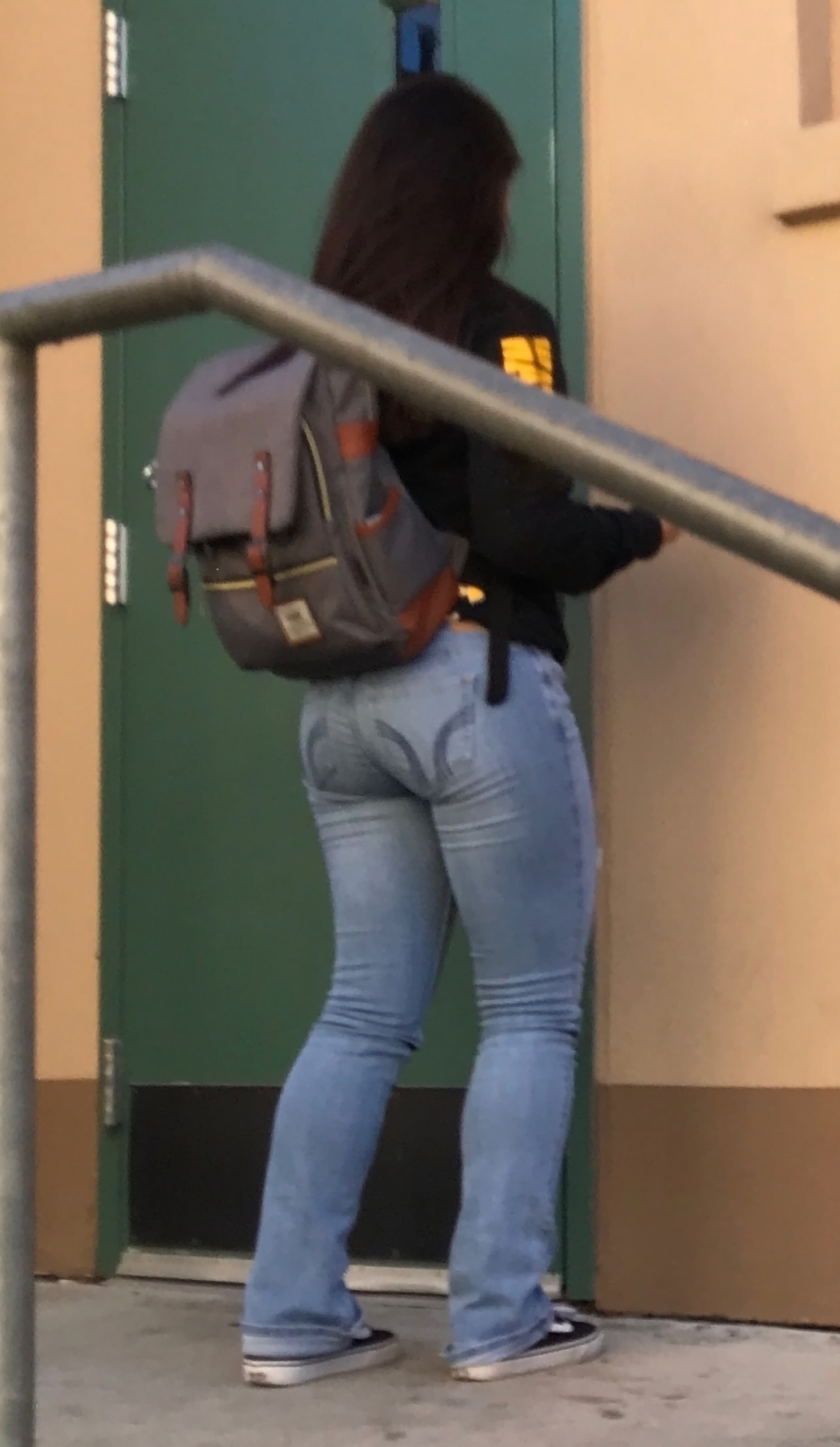 College Ass Tight Jeans Forum