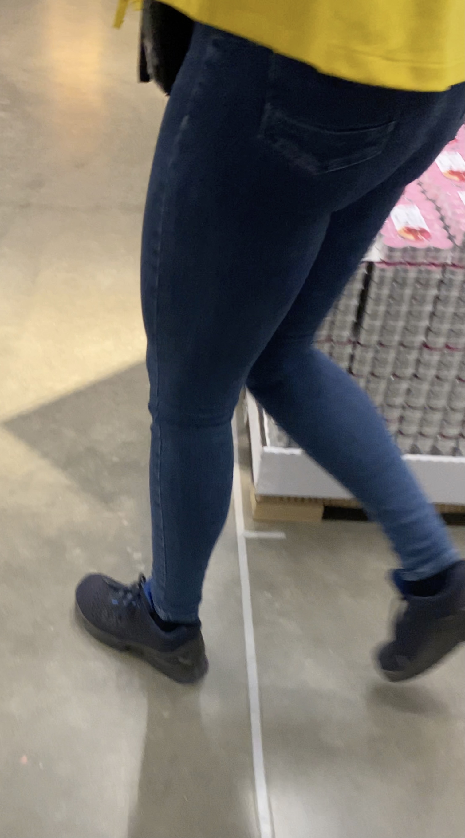 💠IKEA worker extreme TIGHT Jeans [OC] - Tight Jeans - Forum