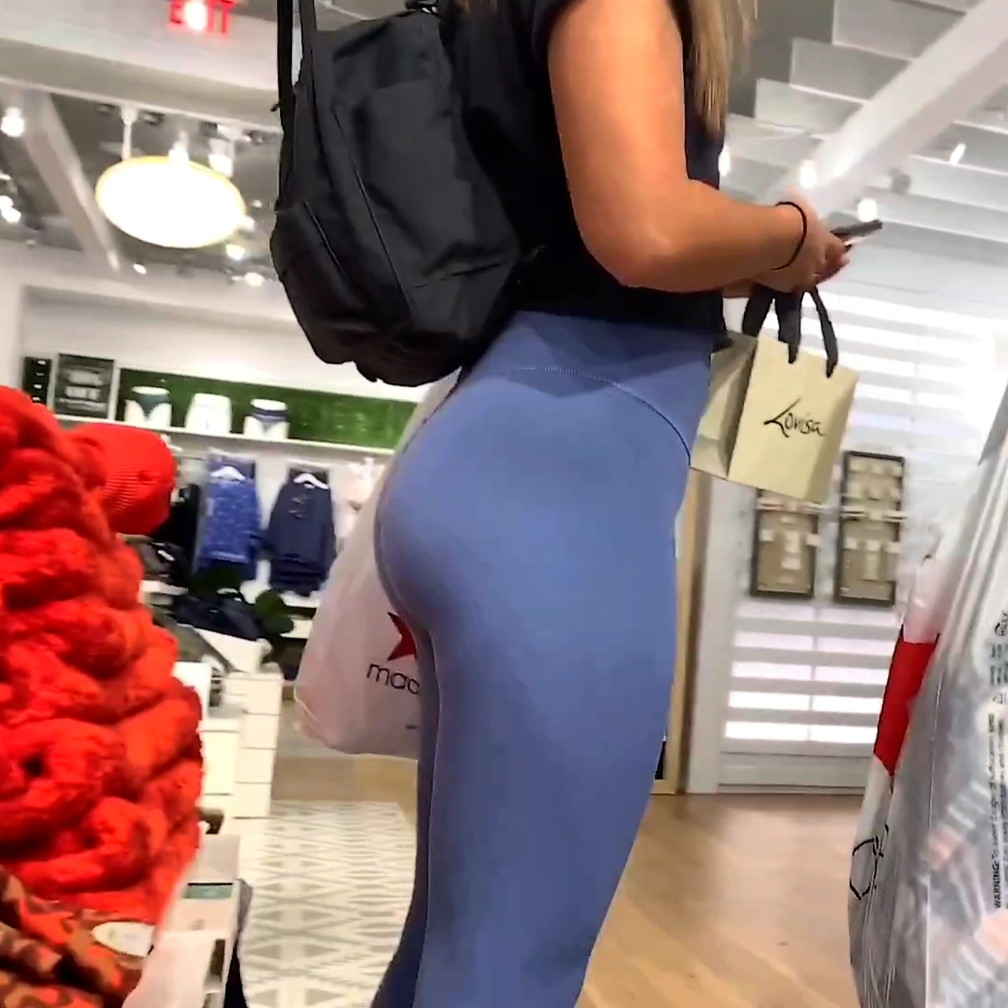 Slut shopping in pantyhose and no panties - Spandex, Leggings & Yoga Pants  - Forum