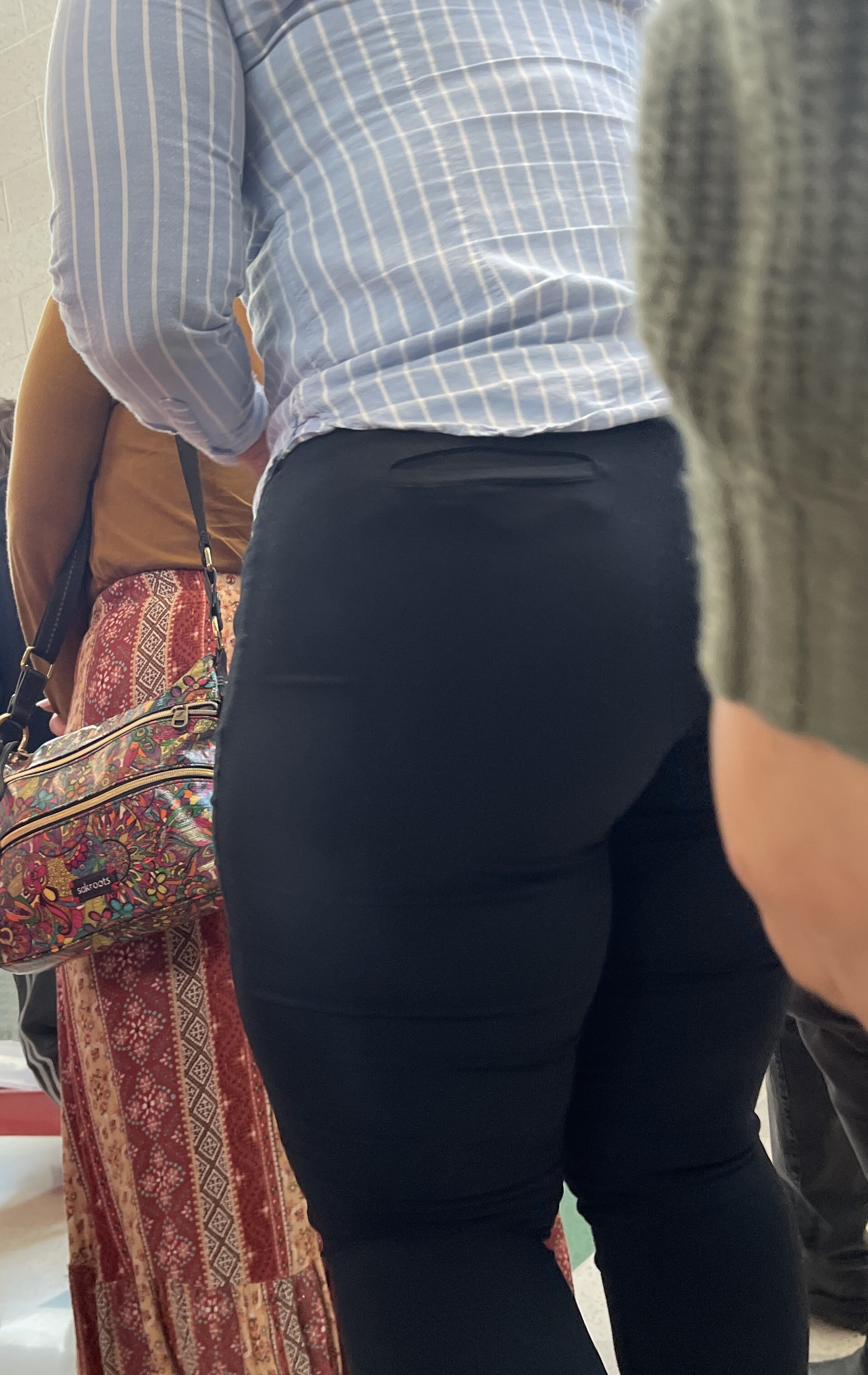 Monster Booty On a Beauty! - Tight Jeans - Forum