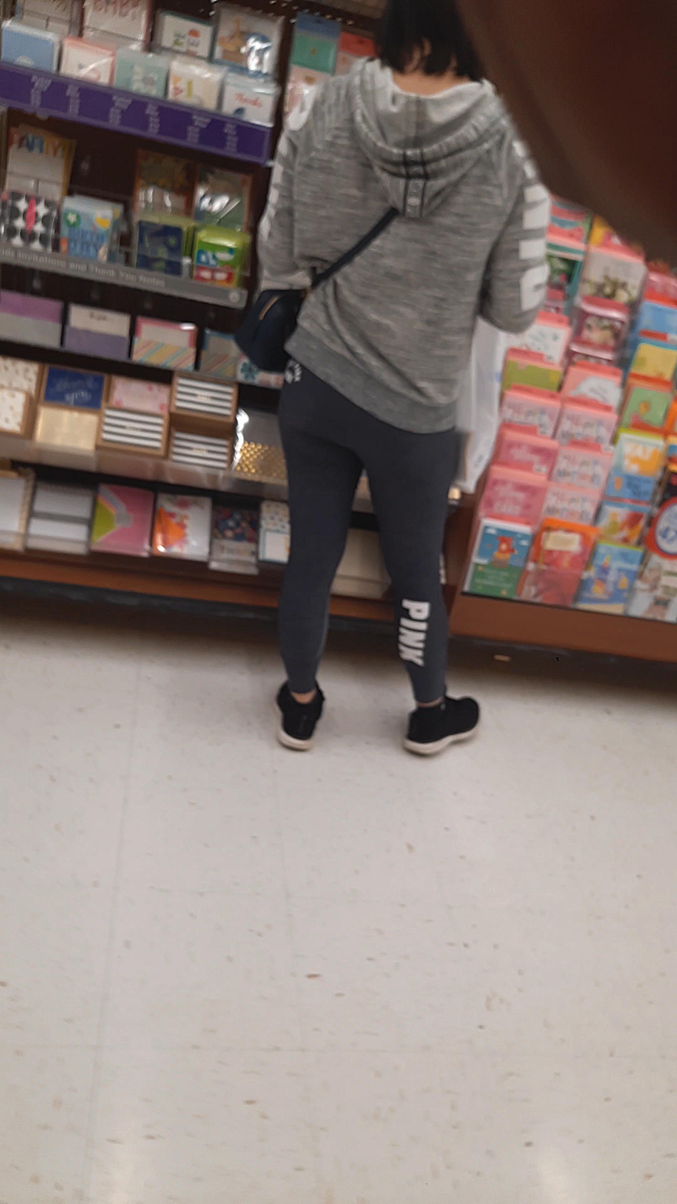 Cute asian butt in grey {pink} - Spandex, Leggings & Yoga Pants - Forum