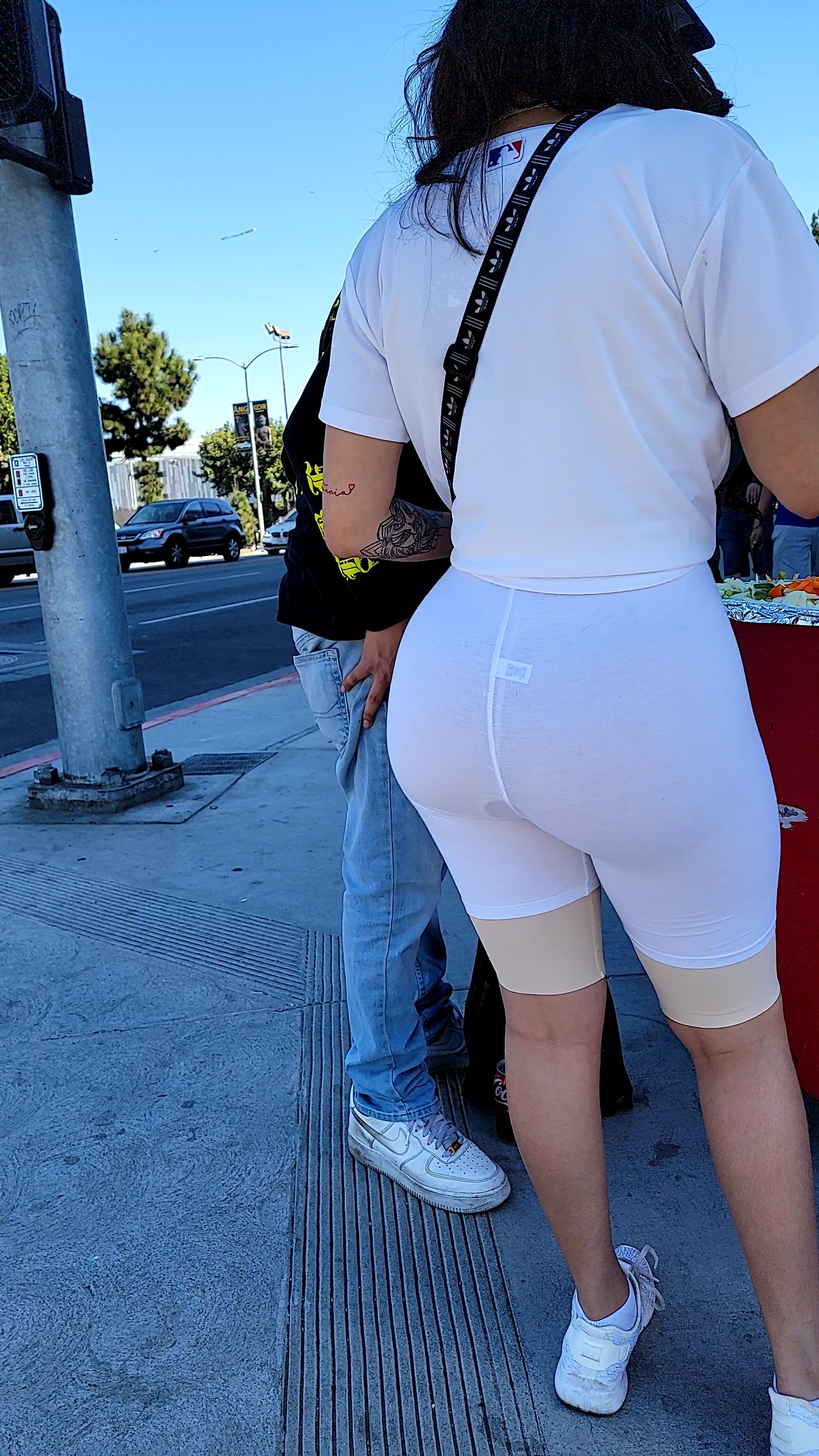 Latina With Huge Ass In White Spandex Shorts Spandex Leggings And Yoga Pants Forum 2511