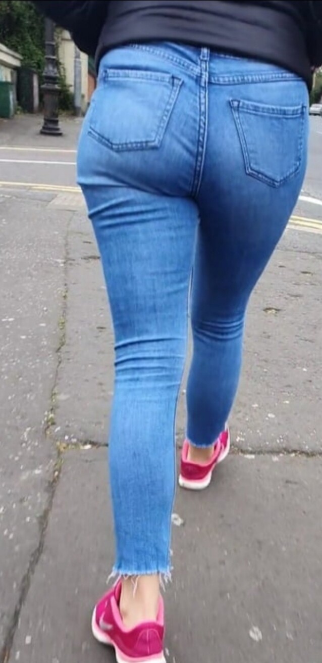 Teens With Tight Asses