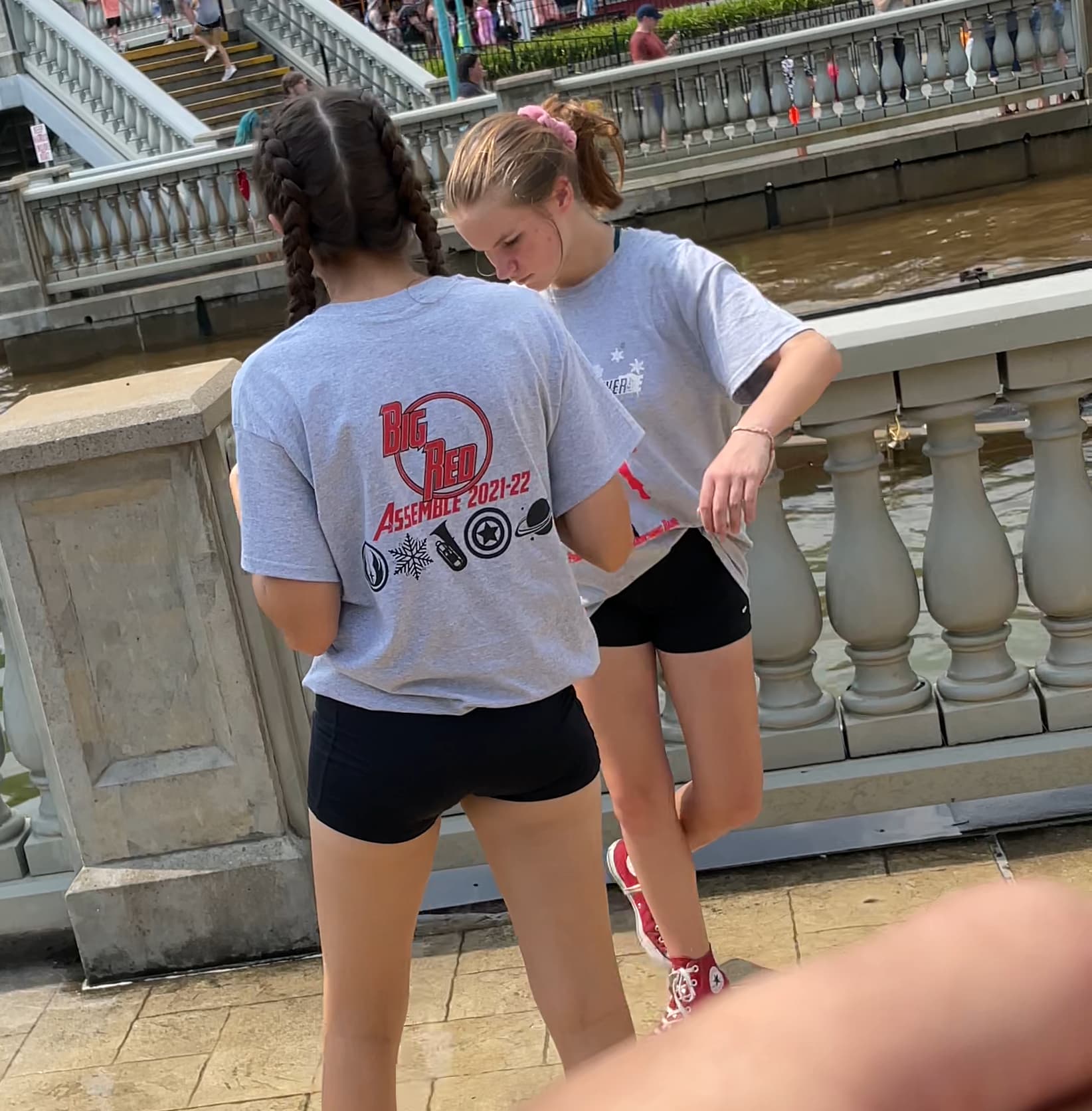 Amusement Park Ass - Short Shorts & Volleyball - Forum