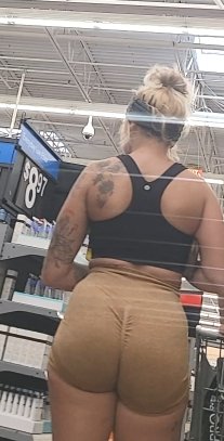 BLONDE PAWG WITH PUMPED UP BUBBLE (34)
