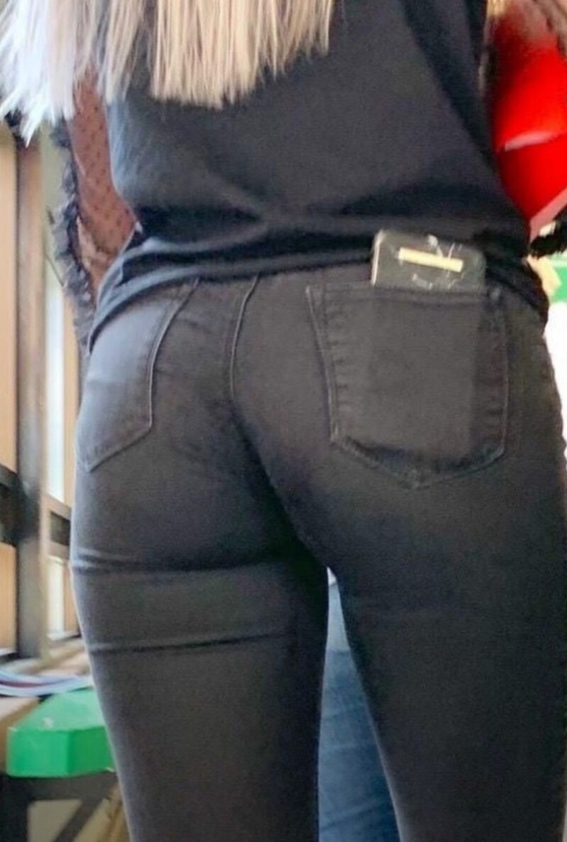 Tight ass of a blond in tight black jeans Tight Jeans Forum