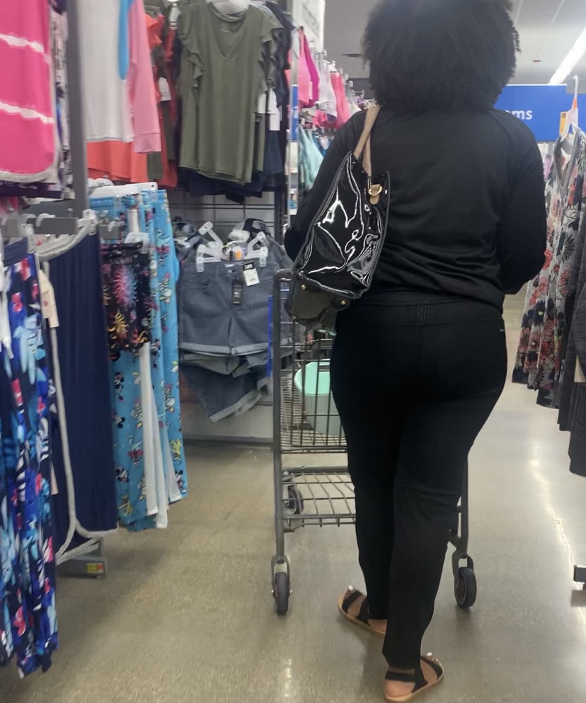 Oblivious ebony in workout pants 😍 - Spandex, Leggings & Yoga Pants - Forum