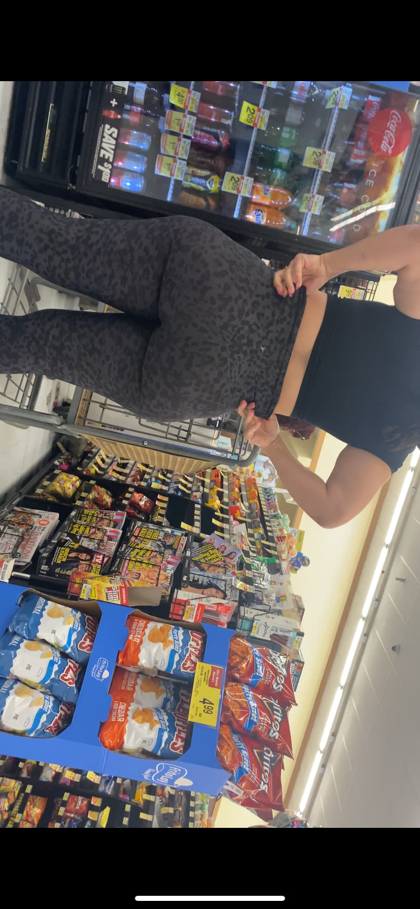 Latina milf - Spandex, Leggings & Yoga Pants - Forum