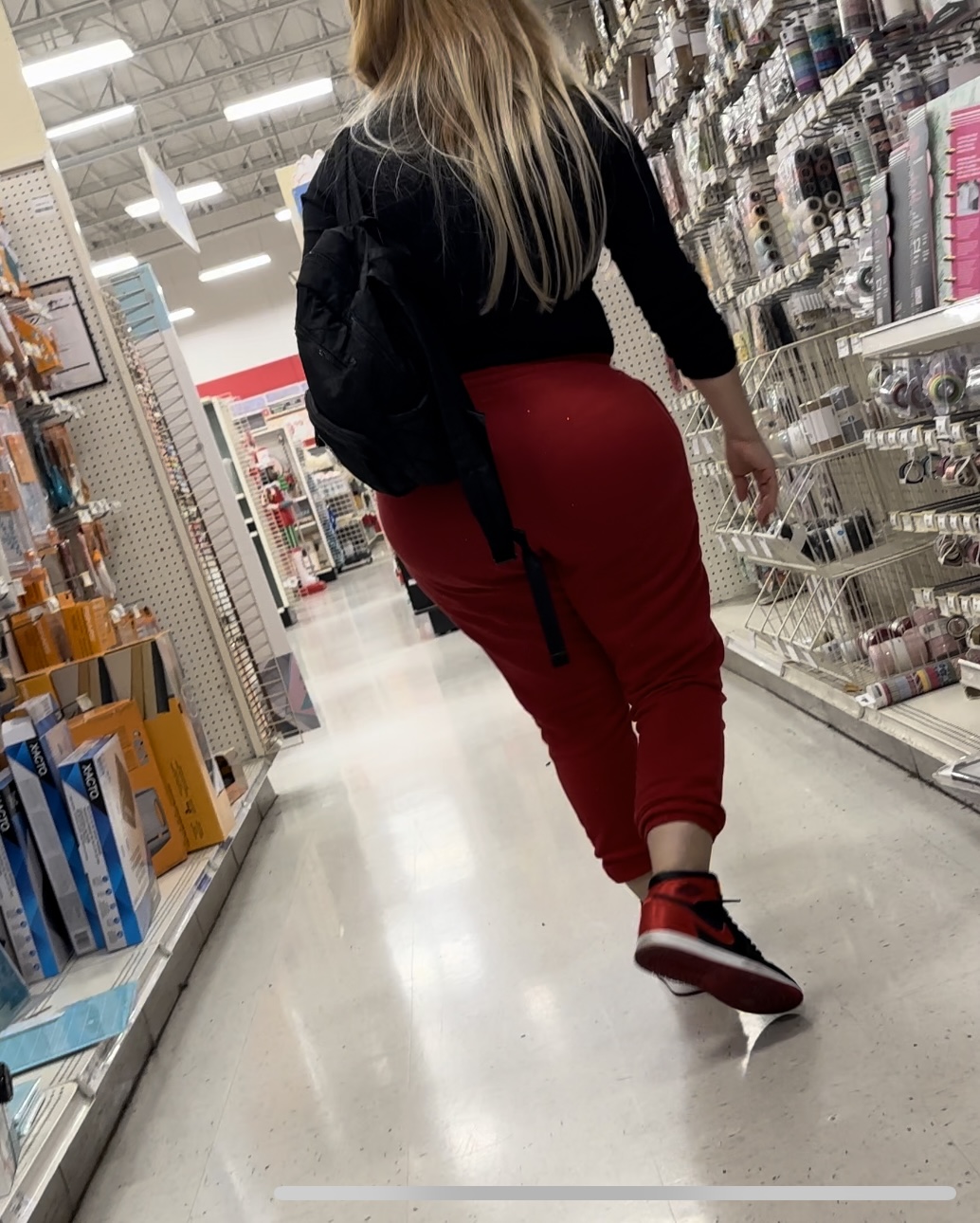 Huge Ass Bbl Latina In Red Sweats Ass Forum