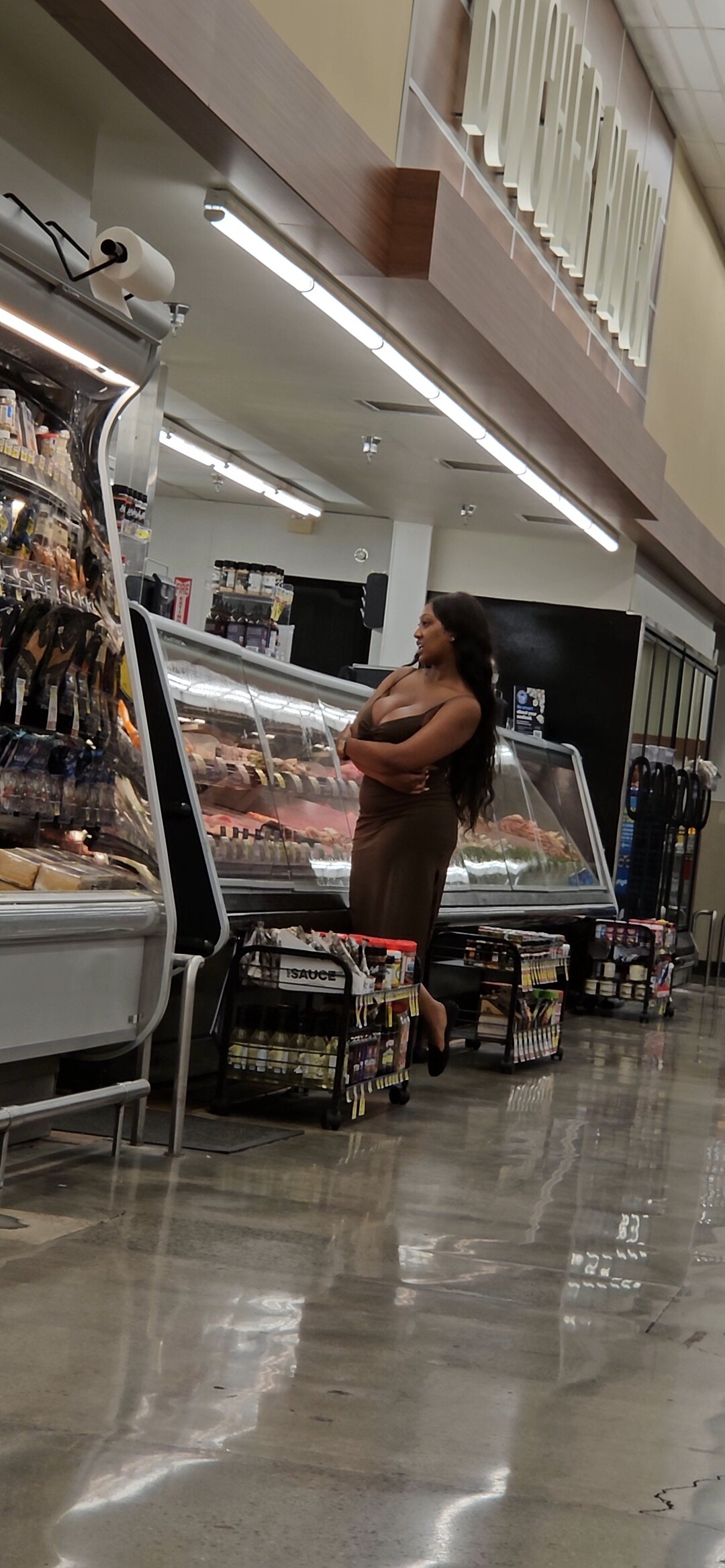 Huge titted ebony bimbo lets me admire her fun bags - Page 2 - boobs - Forum