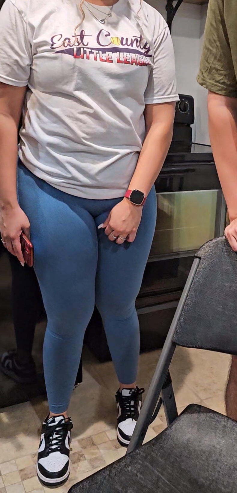 I'm plus-size and tried 'gym wear for fat girls' - I found 'booty scrunch'  leggings which are 'squat proof' too | The Irish Sun