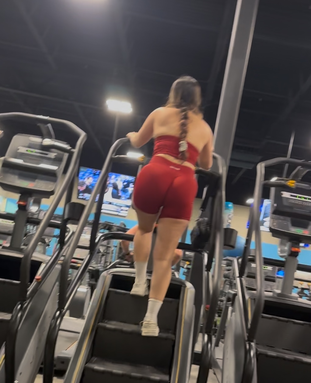Dumb thicc Latina - Forum