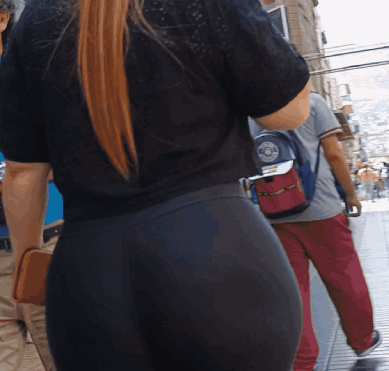 milf-black-leggings3