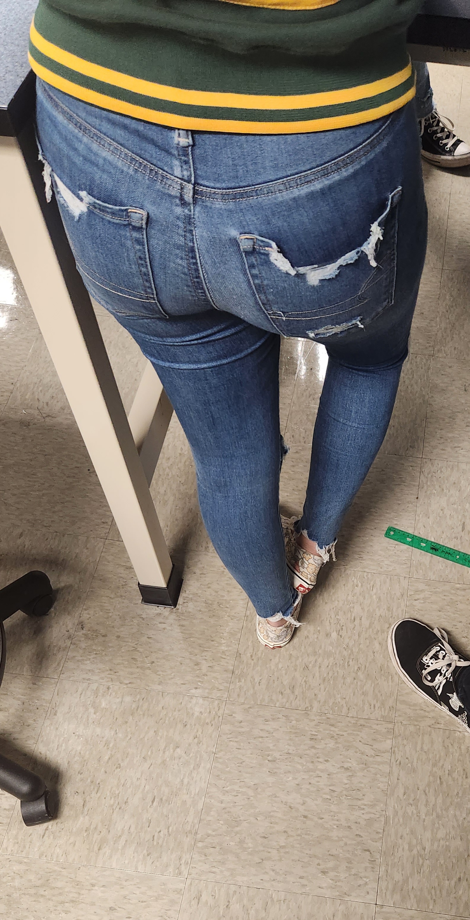 Former classmate in really tight jeans - Tight Jeans - Forum