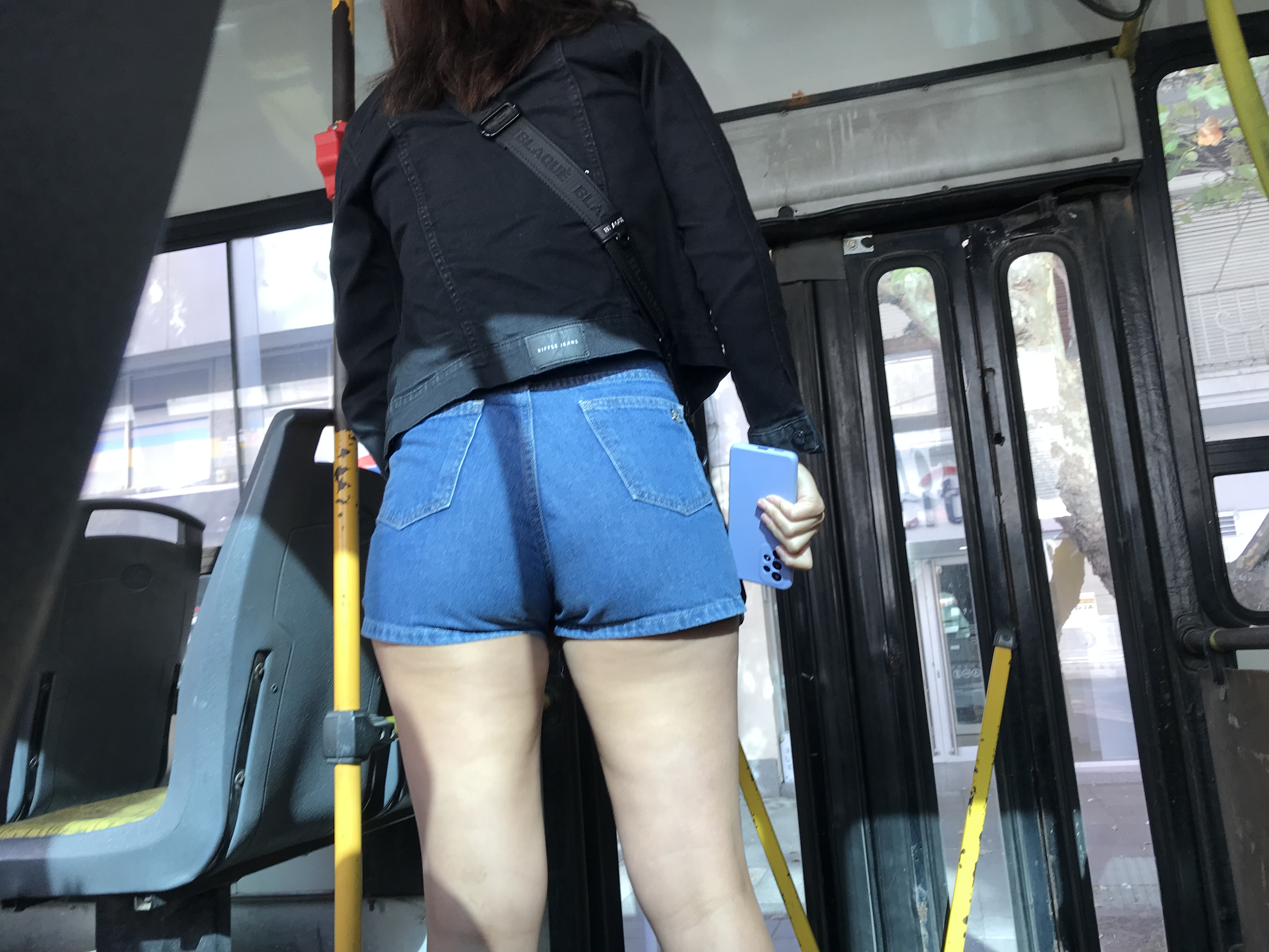 GOOD ASS IN JEAN SHORTS! 